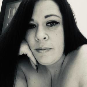 Meet your Posher, Dee